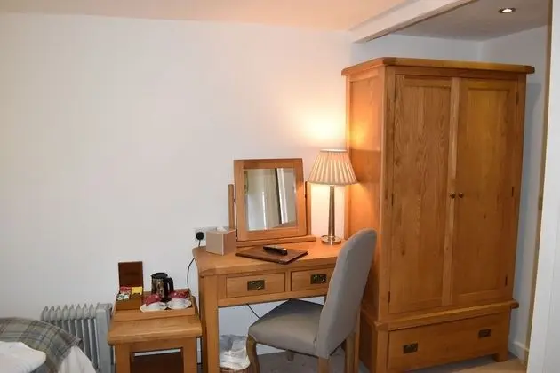 Tek Büyük veya İki Ayrı Yataklı Oda, Banyolu/Duşlu (Room 1)