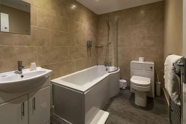 Tek Büyük Yataklı Oda, Özel Banyo