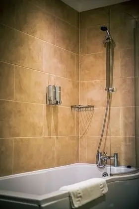 Tek Büyük Yataklı Oda, Özel Banyo