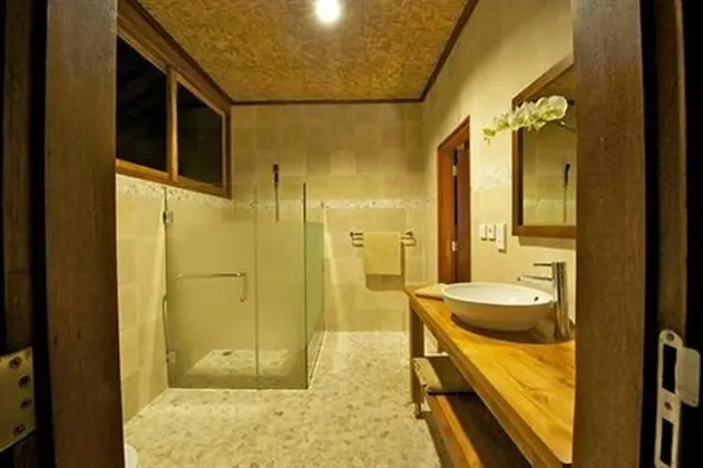 Deluxe Bungalov, 2 Tek Kişilik Yatak, Teras, Havuz Manzaralı