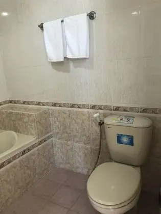 Dört Kişilik Oda, Şehir Manzaralı