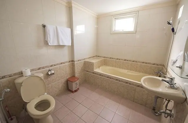 Tek Büyük Yataklı Oda, Manzarasız