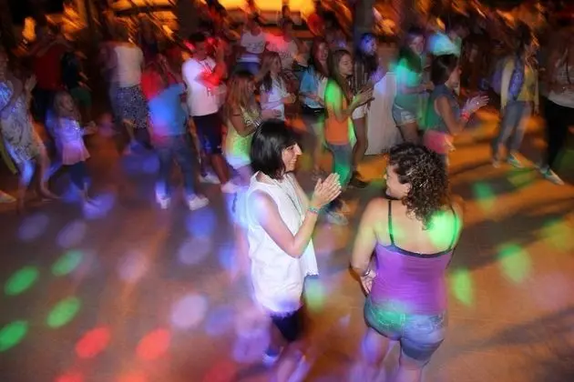 Ev, 2 Yatak Odası, Balkon