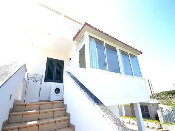 Ev, 2 Yatak Odası, Sigara İçilebilir, Buzdolabı