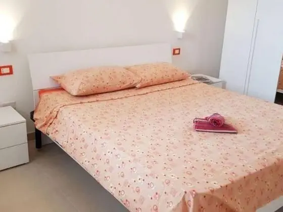 Ev, 2 Yatak Odası, Sigara İçilebilir, Buzdolabı