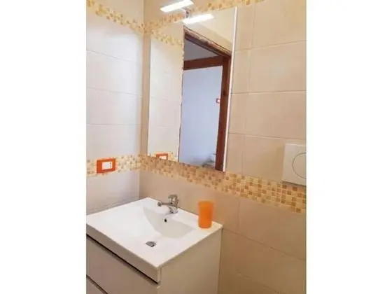 Ev, 2 Yatak Odası, Sigara İçilebilir, Buzdolabı