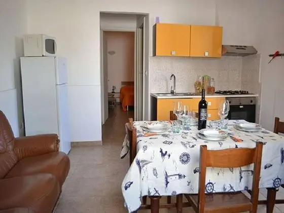 Ev, 2 Yatak Odası, Sigara İçilebilir, Veranda