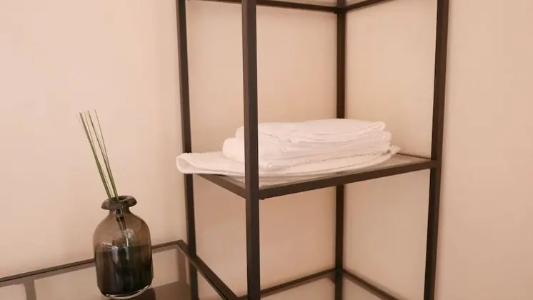 Comfort Tek Büyük Yataklı Oda, Ortak Banyo