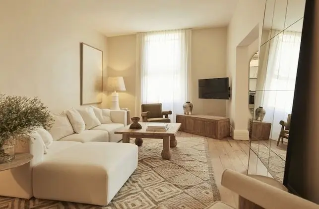 Design Apart Daire, 2 Yatak Odası, Mutfak (MCM)