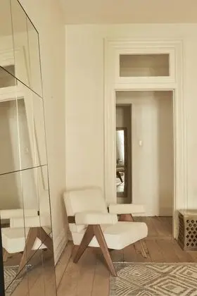 Design Apart Daire, 2 Yatak Odası, Mutfak (MCM)