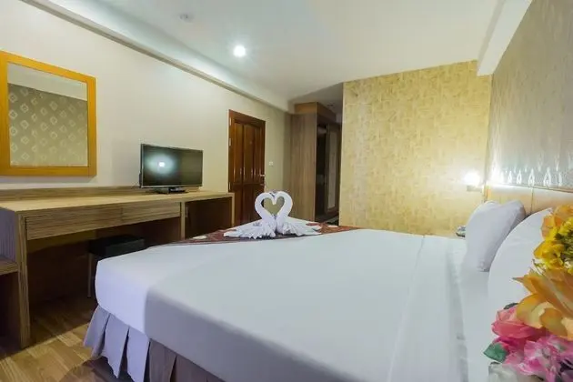 One Bedroom Premier Suite