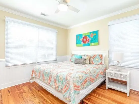 Ev, Birden Çok Yatak, Havuz Kullanımı, Havuz Manzaralı