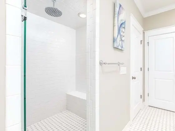 Ev, Birden Çok Yatak, Havuz Kullanımı, Havuz Manzaralı