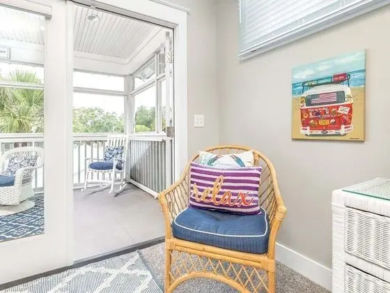 Ev, Birden Çok Yatak, Havuz Kullanımı, Havuz Manzaralı