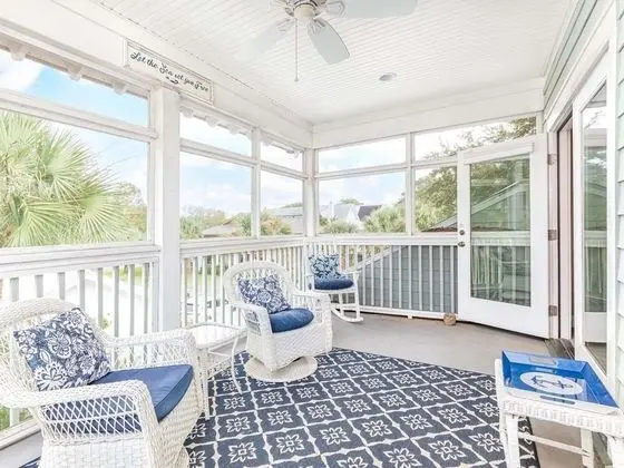 Ev, Birden Çok Yatak, Havuz Kullanımı, Havuz Manzaralı