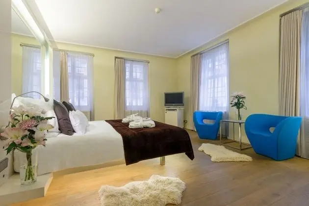 Deluxe Tek Büyük Yataklı Oda