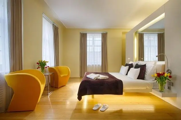 Deluxe Üç Kişilik Oda