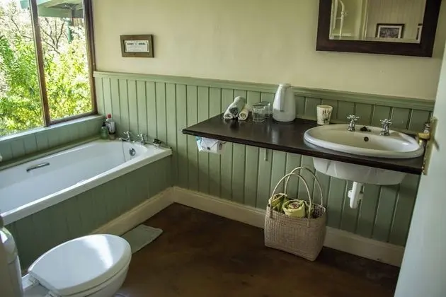 Tek Büyük Yataklı Oda, 1 En Büyük (King) Boy Yatak, Tepe Manzaralı