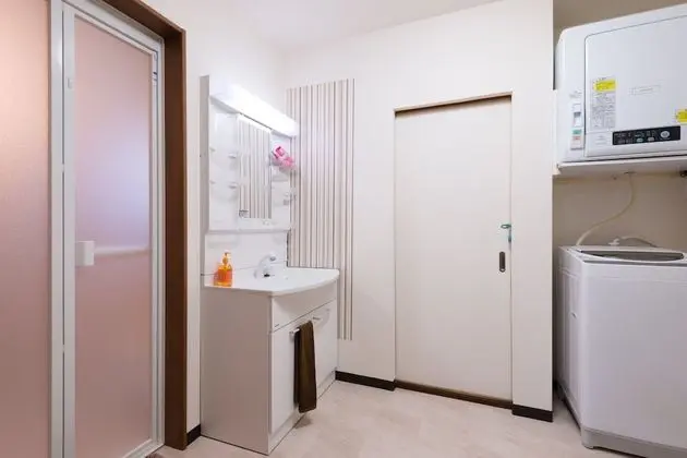 Basic Ev (Private Vacation)