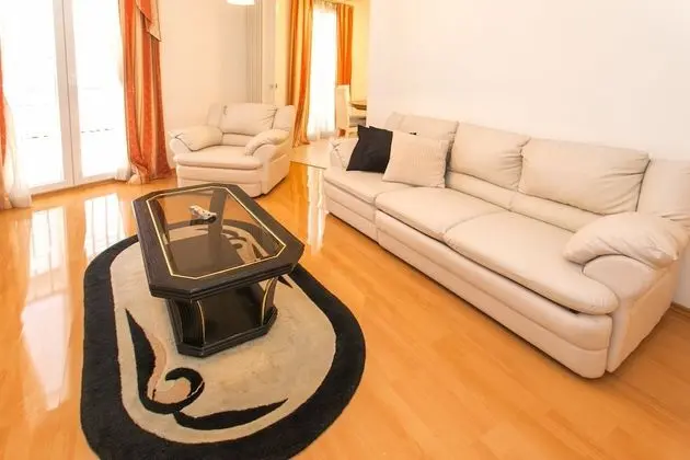 Superior Apart Daire