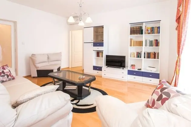 Superior Apart Daire