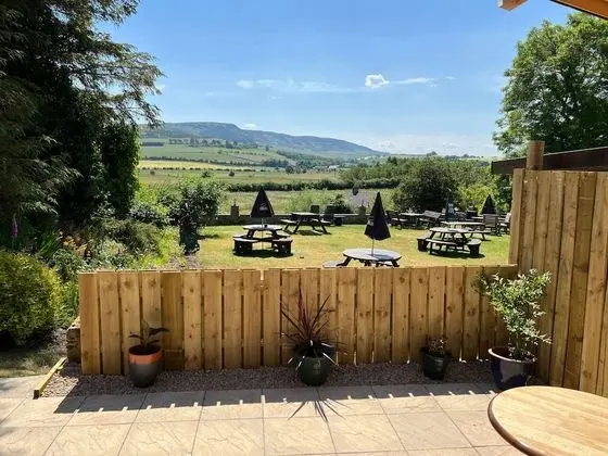Superior Kulübe, Banyolu/Duşlu, Bahçe Manzaralı (Patio)