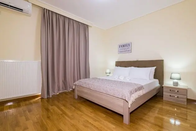 Çatı Katı (Loft) (4th Floor)