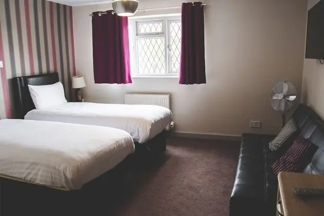 İki Ayrı Yataklı Oda, Banyolu/Duşlu