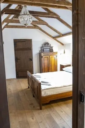 Superior Tek Büyük veya İki Ayrı Yataklı Oda