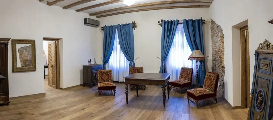 Superior Tek Büyük veya İki Ayrı Yataklı Oda