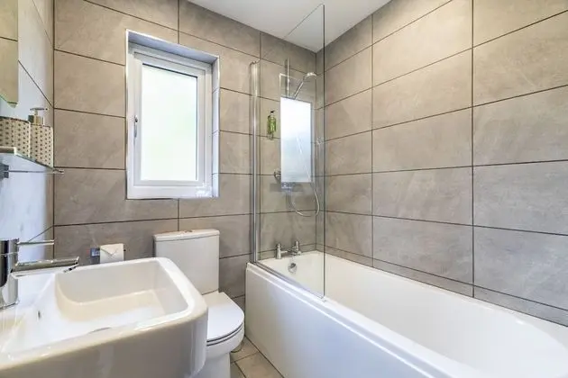 Luxury Apart Daire, Banyolu/Duşlu (Woodside Lodge 2)