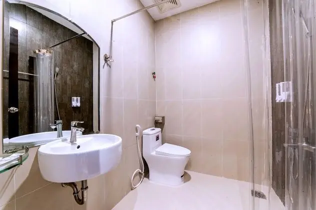 Tek Büyük Yataklı Oda, Penceresiz