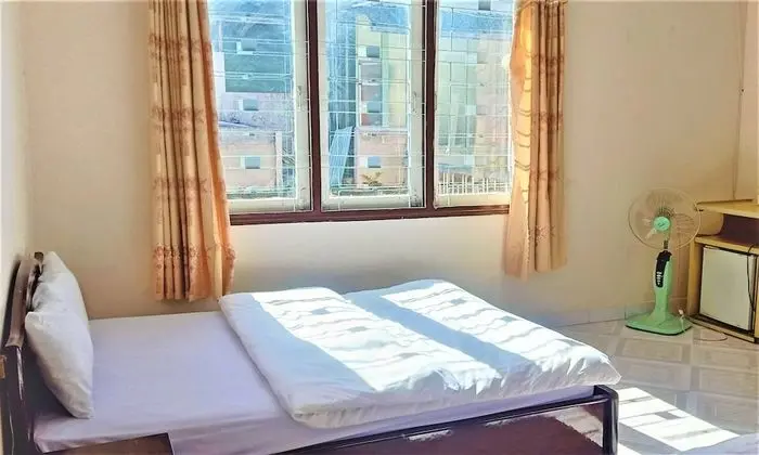 Tek Büyük Yataklı Oda