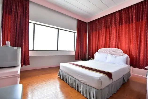 Business Tek Büyük Yataklı Oda (Business Deluxe Double)