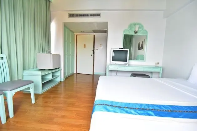 Business Tek Büyük Yataklı Oda (Business Deluxe Double)