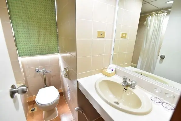 Business Tek Büyük Yataklı Oda (Business Deluxe Double)