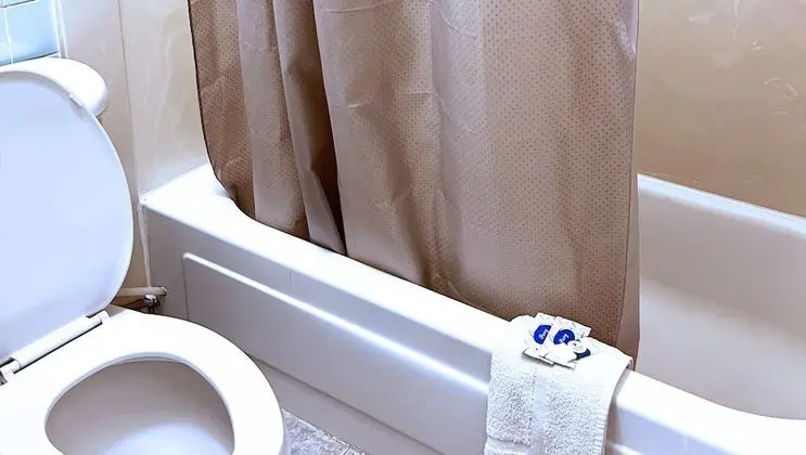 Oda, 2 Çift Kişilik Yatak, Sigara İçilmez, Buzdolabı ve Mikrodalga