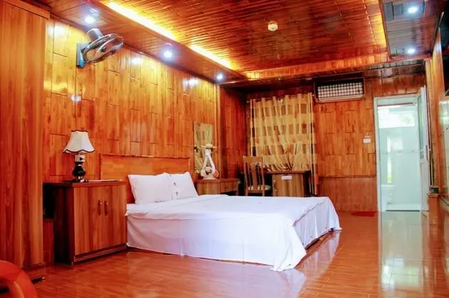 Deluxe Tek Büyük Yataklı Oda, Dağ Manzaralı