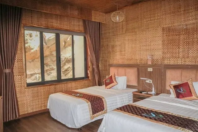 Deluxe Tek Büyük Yataklı Oda, Dağ Manzaralı