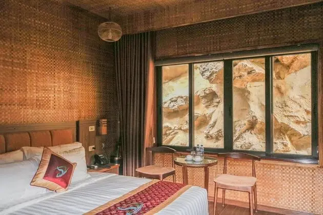 Deluxe Tek Büyük Yataklı Oda, Dağ Manzaralı