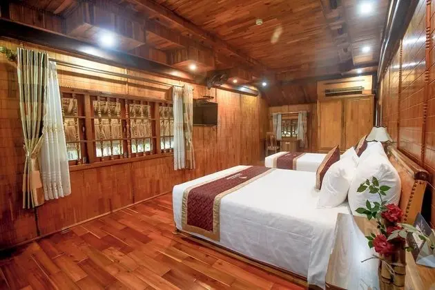 Grand Üç Kişilik Oda, Dağ Manzaralı