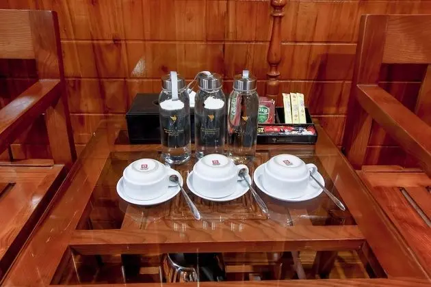 Grand Üç Kişilik Oda, Dağ Manzaralı