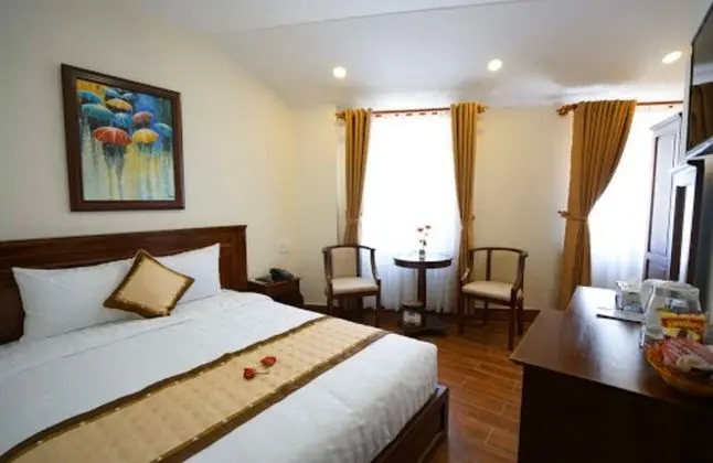 Deluxe Tek Büyük Yataklı Oda