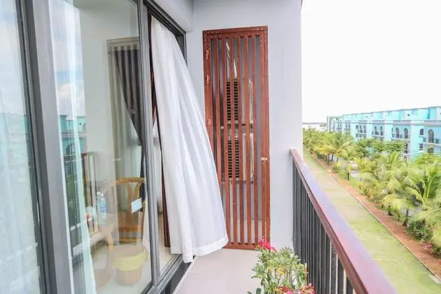 Deluxe Oda, 1 En Büyük (King) Boy Yatak, Balkon