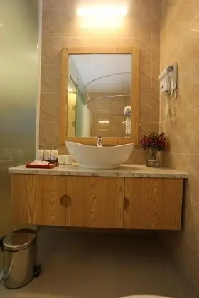 Deluxe Window