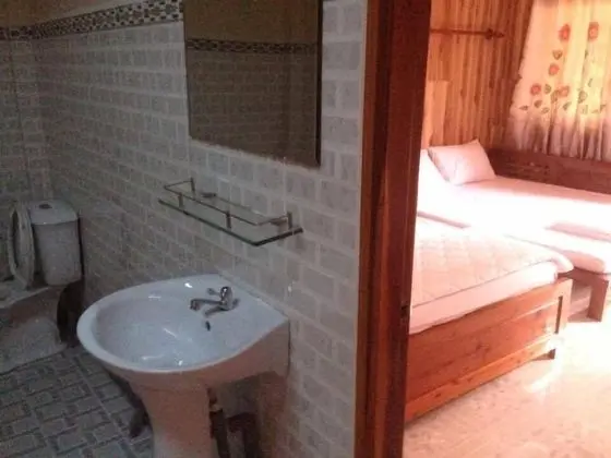 Bungalov, Havuz Manzaralı