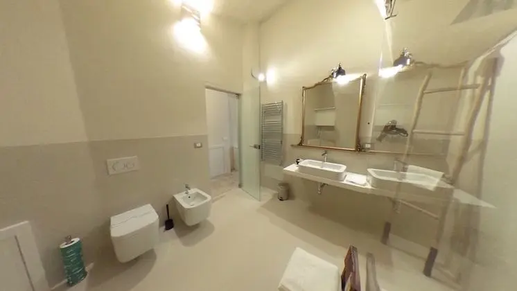Süit (Turkish Bathroom)