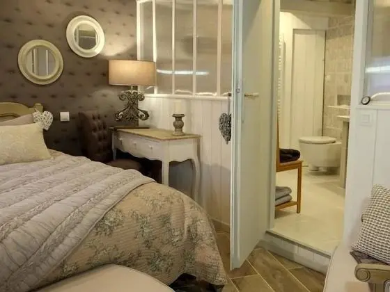 Süit, Özel Banyo (La Dépendance)