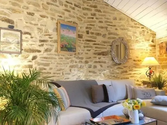 Süit, Özel Banyo (La Dépendance)