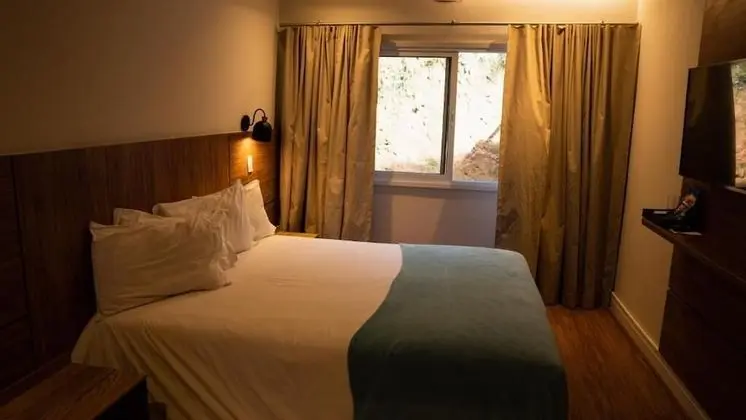 Traditional İki Ayrı Yataklı Oda